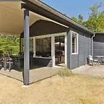 度假居 Blek - 300m From The Sea By Interhome *