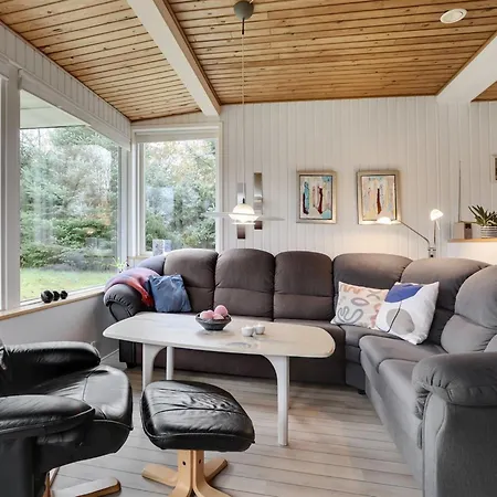 Blek - 300m From The Sea By Interhome *