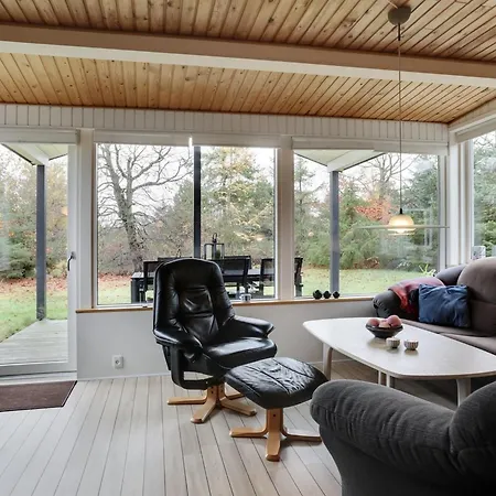 Blek - 300m From The Sea By Interhome Hals
