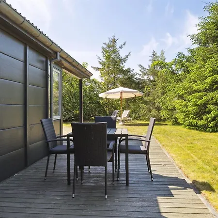 Blek - 300m From The Sea By Interhome *